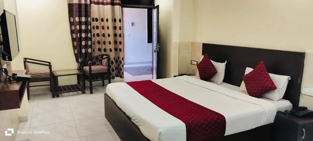 Hotel Alpine Chandigarh