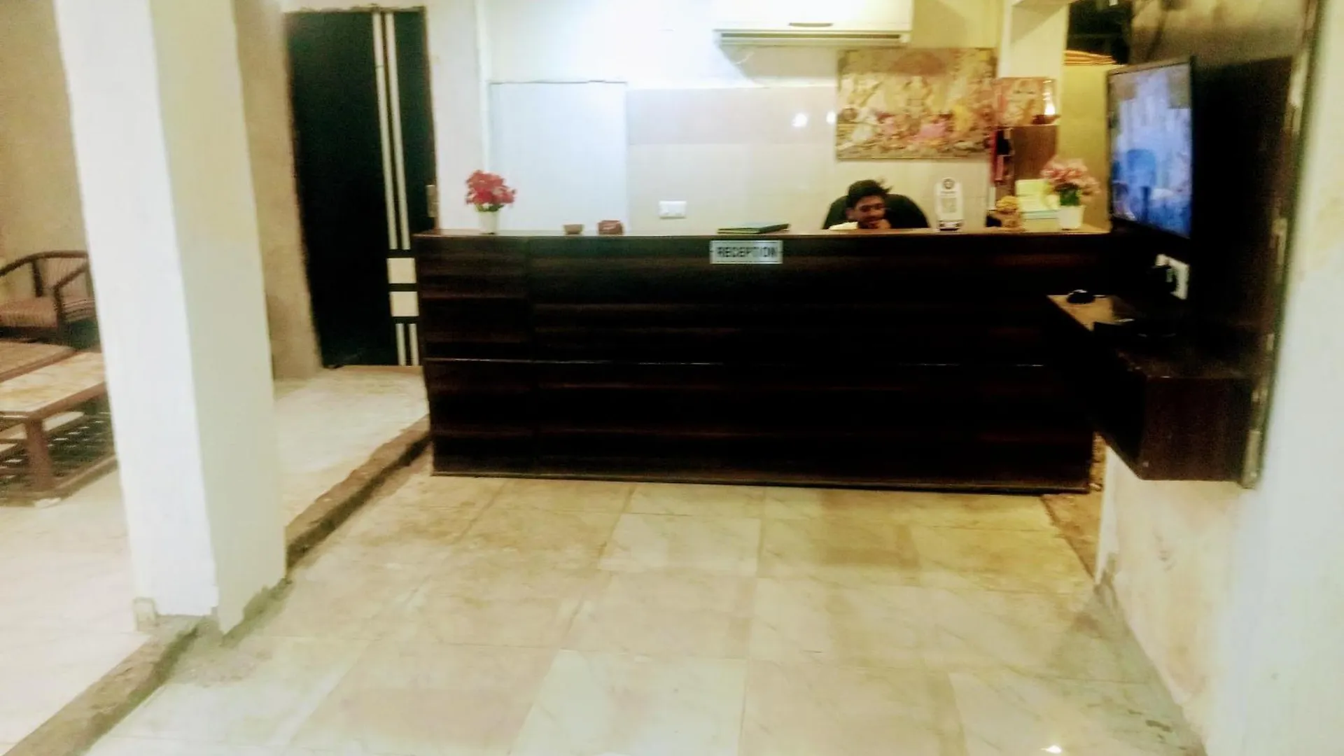 Hotel Alpine Chandigarh 3*,