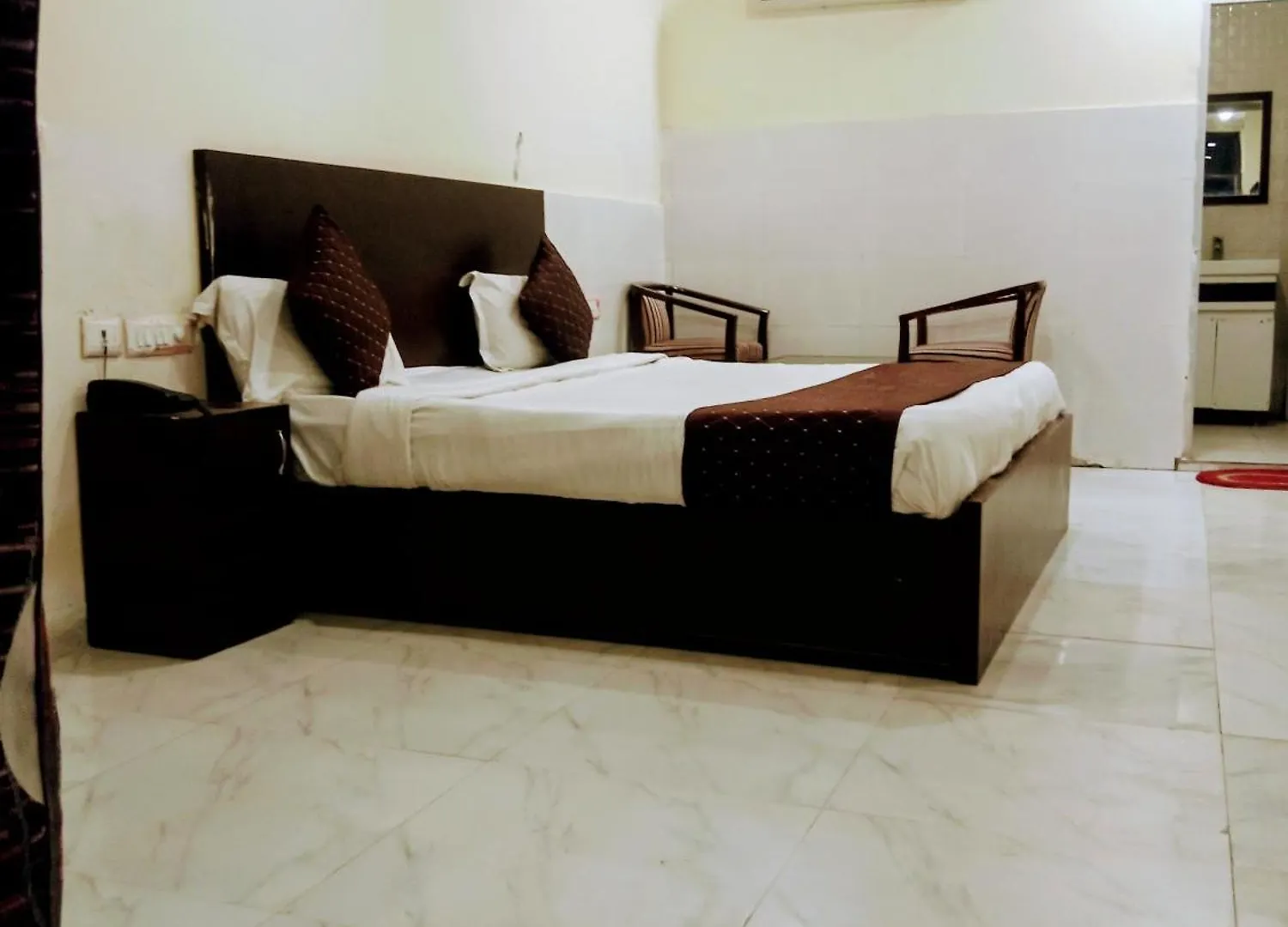 Hotel Alpine Chandigarh