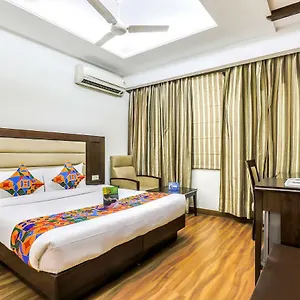 Hotel Fabhotel Metro35, Chandigarh